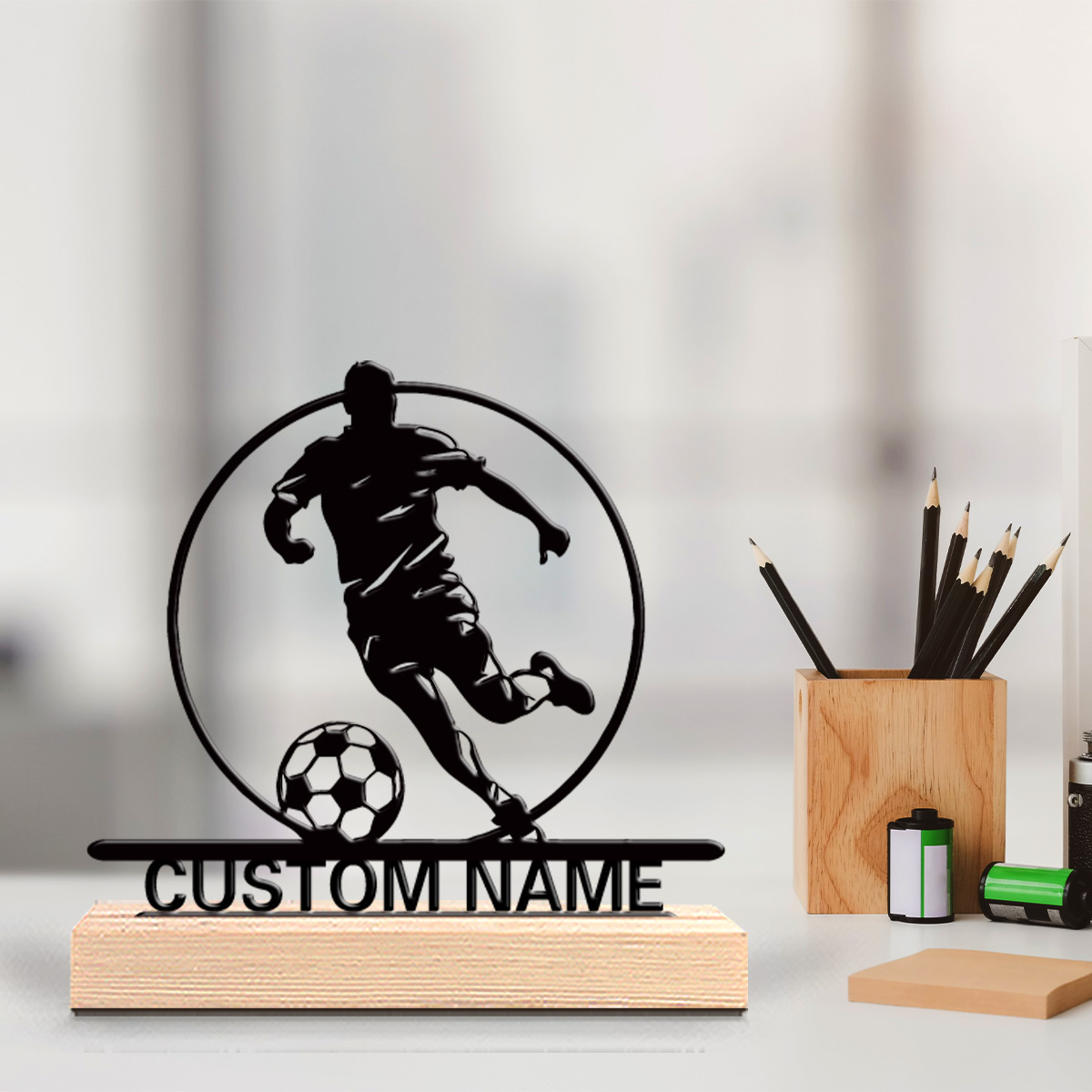 Patung Logam Pemain Sepak Bola - Office Furniture And Design ulasan dan harga